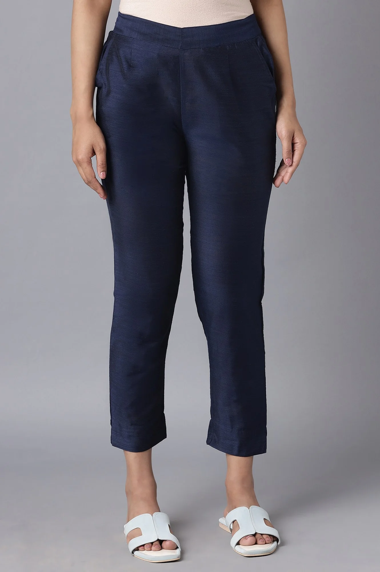 Solid Straight Fit Woven Trousers With Elasticated Waistband